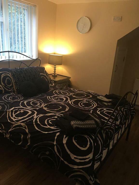 Bedrock Lodge Winterbourne Bagian luar foto